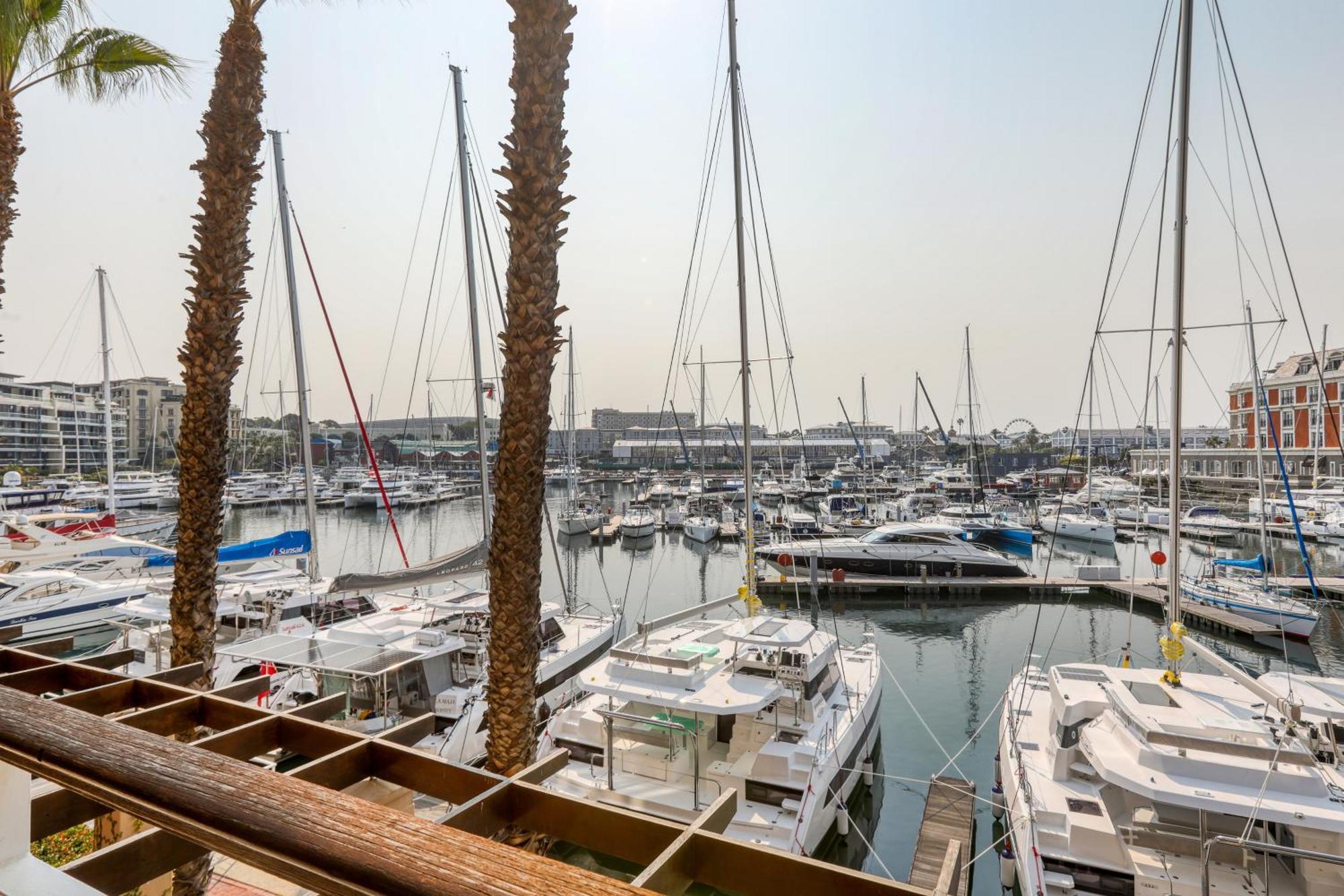 African Elite Waterfront Kapstadt Exterior foto